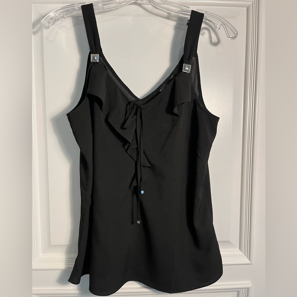White House | Black Market Ruffled Sleeveless Blouse - Black - Medium - EUC